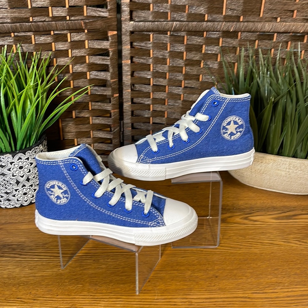 Converse Sneakers